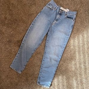 Levi’s 512 classic slim tapered